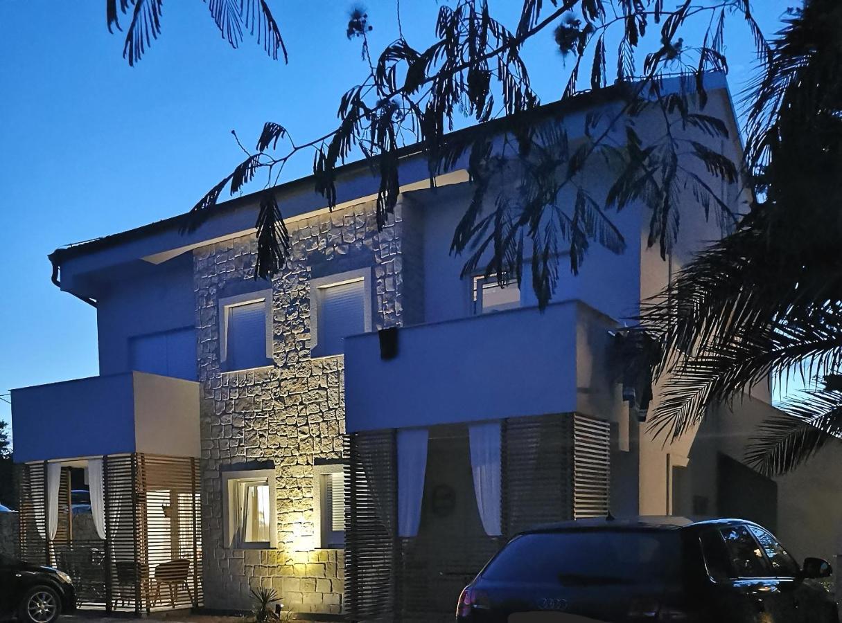 Apartment House Gaia Gajac Экстерьер фото